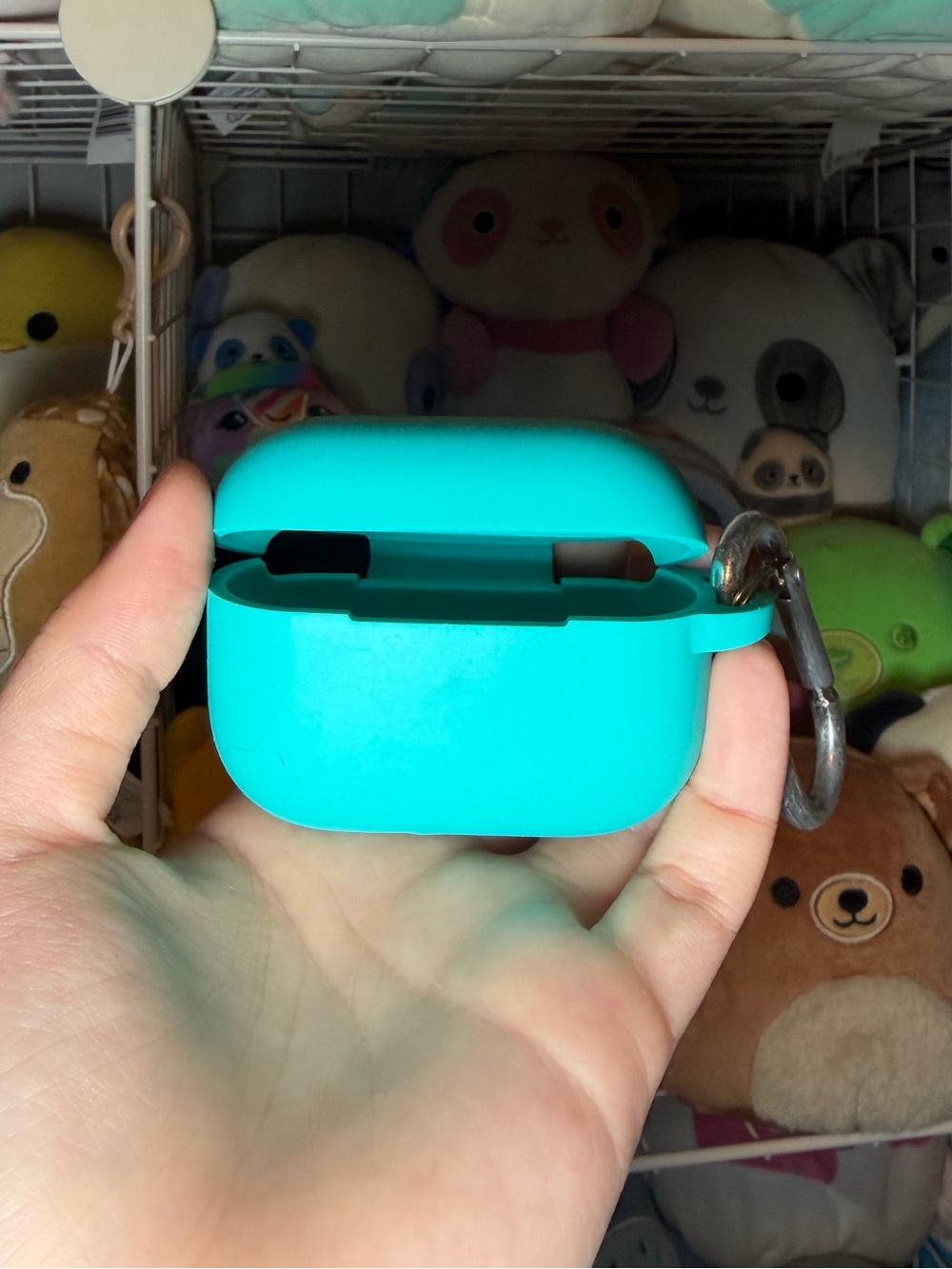 Airpod Pro (Generation 1 + 2) Silicone Case in Teal w/Large Keychain